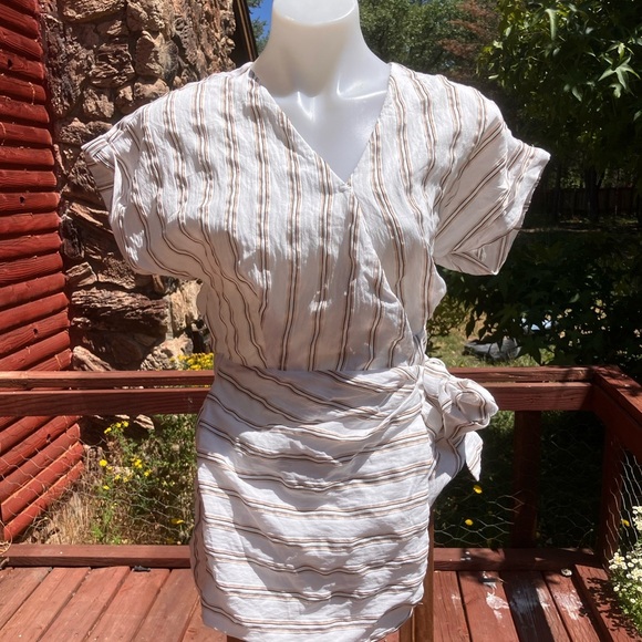 NWT Miou Muse wrap Shorts romper one piece  with front skirt size Small - Picture 2 of 12